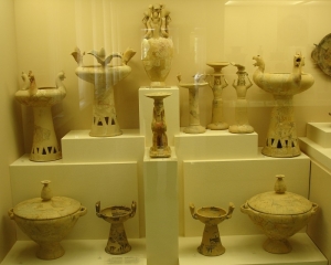 Funerary offering discovered in a ditch, 660-650 BC - source Kerameikos Museum